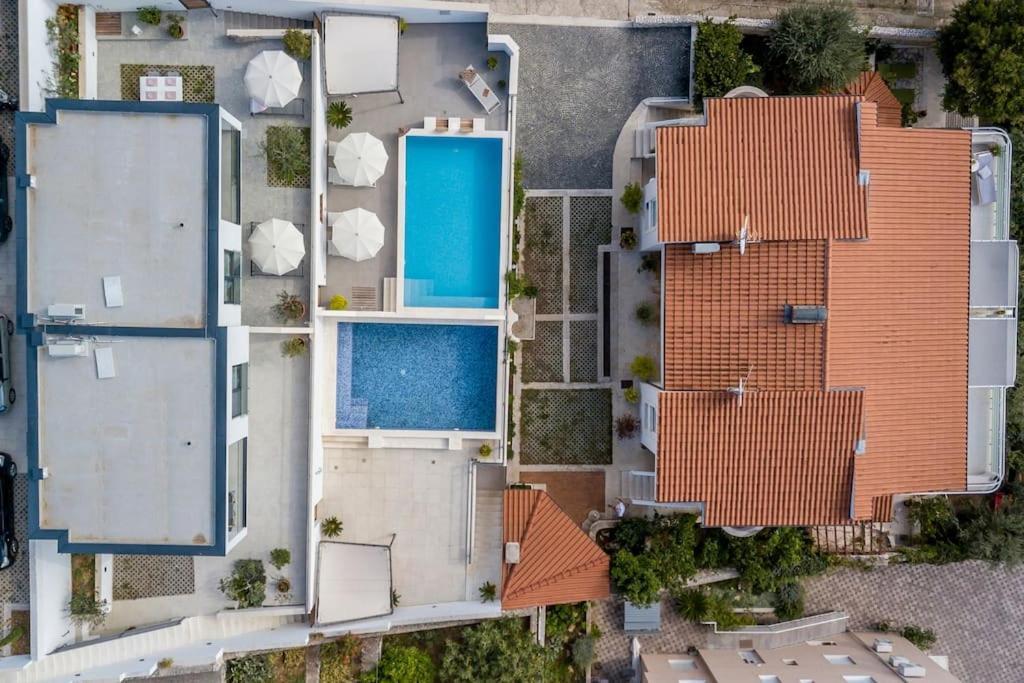 Holiday Home Lolina,Sea On A Palm! Heated Pool Traù Esterno foto