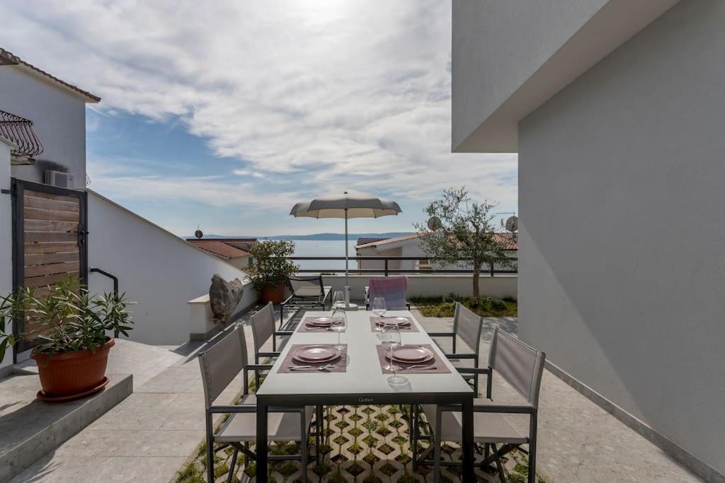 Holiday Home Lolina,Sea On A Palm! Heated Pool Traù Esterno foto